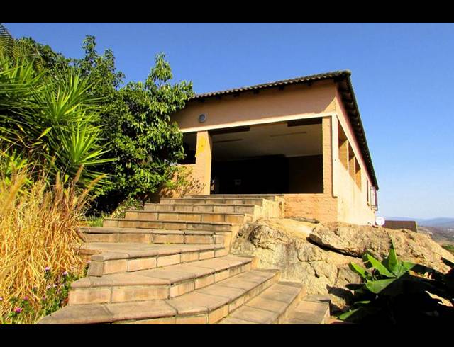 3 BEDROOM HOUSE FOR SALE IN STONEHENGE EXT 6